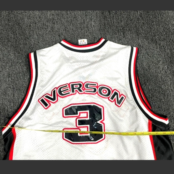 Authentic Apparel Edition Allen Iverson Basketball Jersey (Sz-L) Limited edition - Picture 10 of 10